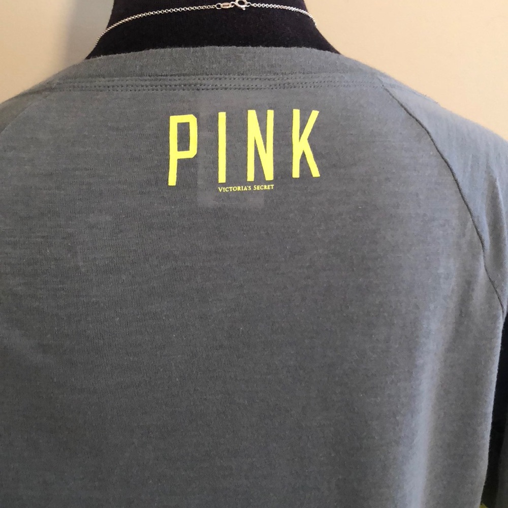 PINK Victoria’s Secret long sleeve crop top EUC!! - Picture 5 of 8
